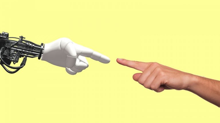 Robotok segítik a GE Hungary adminisztratív dolgozóinak munkáját