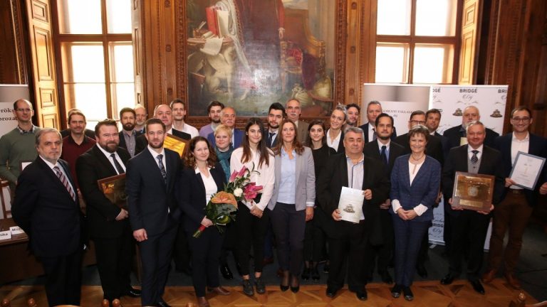 A Globserver és a Crown Foods lett az Év Széchenyi Vállalkozása