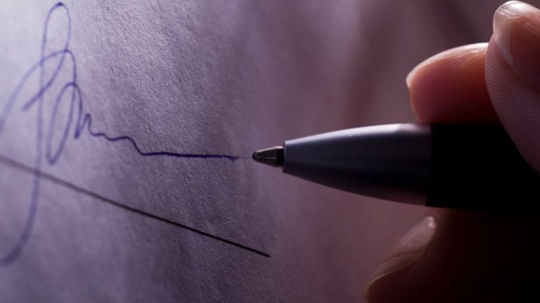 Meghatalmazás és kézbesítés az adóigazgatósági eljárásban