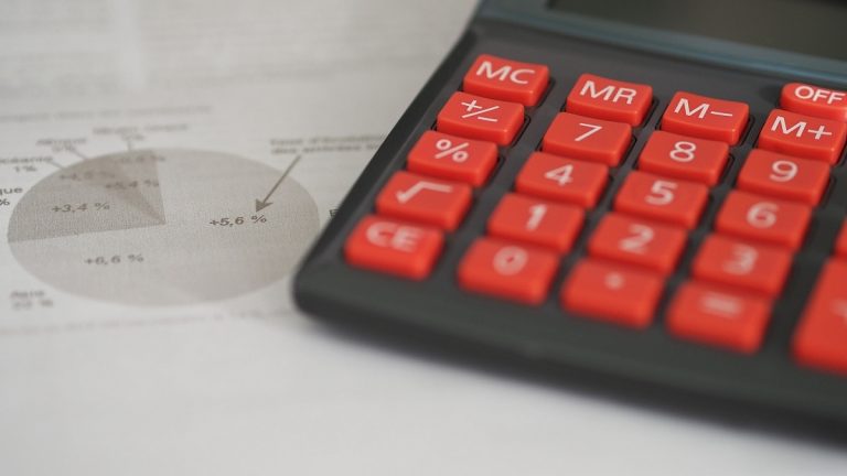 Adócsökkentés: 60 milliárd forint marad a családoknál és lakosságnál