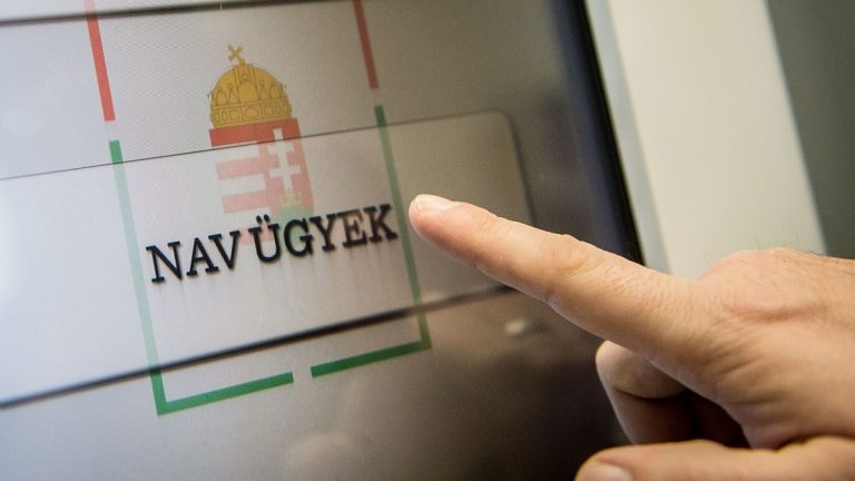 Tállai: a NAV július elsején indítja élesben az e-számlarendszert