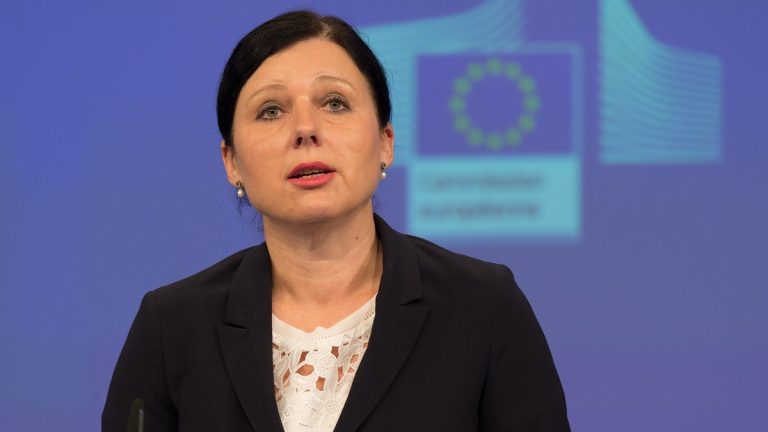 Kettős élelmiszer-minőség: májusban indulhat az európai kampány