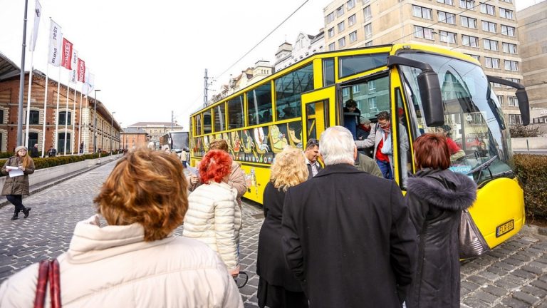Több mint száz programmal várják az érdeklődőket világnapjukon az idegenvezetők