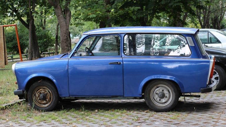 Az „átlag magyar” személygépkocsi 14,1, a motorkerékpár 18,6 éves