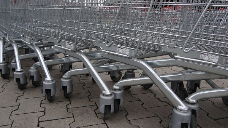 749 milliárd forintot költöttünk februárban 749 milliárd forintot költöttünk februárban