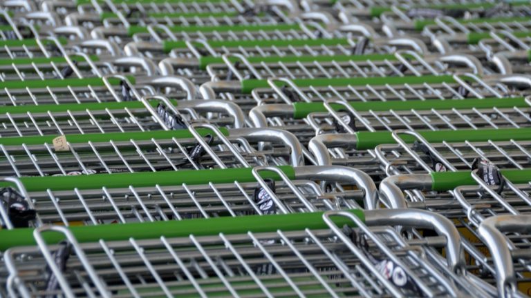 5,4 százalékkal emelkedett júliusban a kiskereskedelmi üzletek forgalma