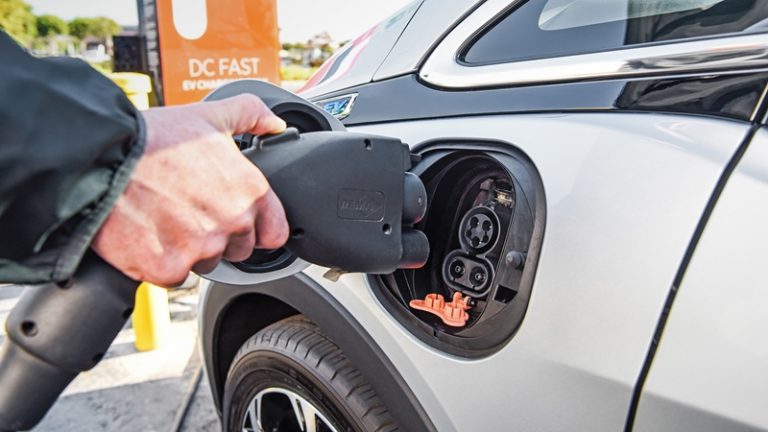 Atomenergiával a “zöldebb” e-mobilitásért