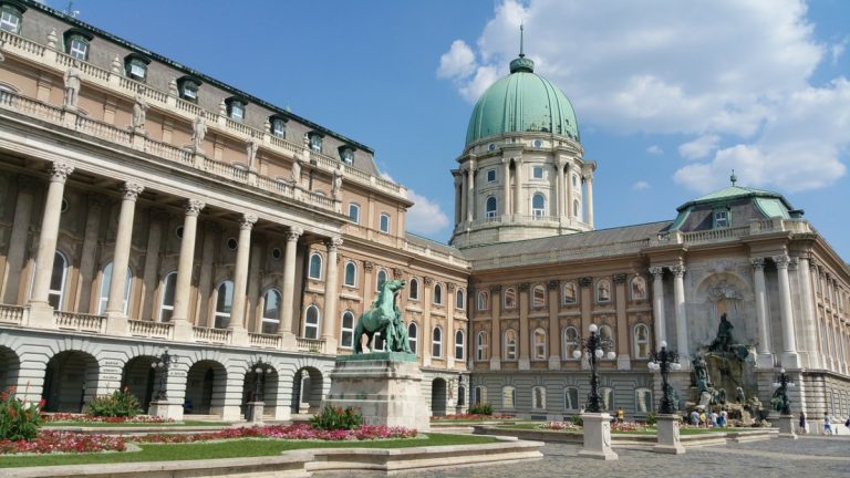 „Legyen újra a magyarok mindennapjainak része a budai Vár” „Legyen újra a magyarok mindennapjainak része a budai Vár”