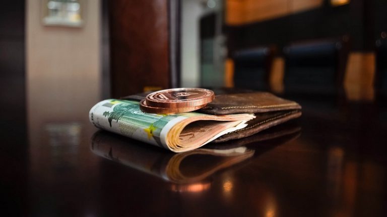 A magyarok több mint fele készpénzzel fizet A magyarok több mint fele készpénzzel fizet