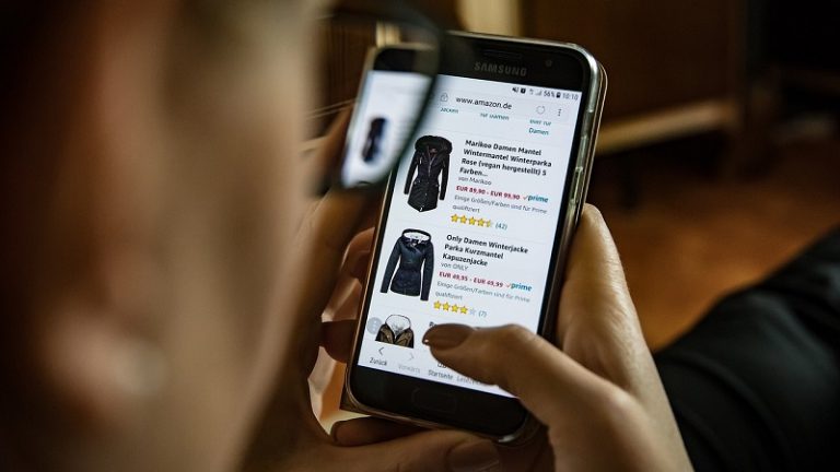Magyarországon közel 5,4 millió az online vásárlók száma