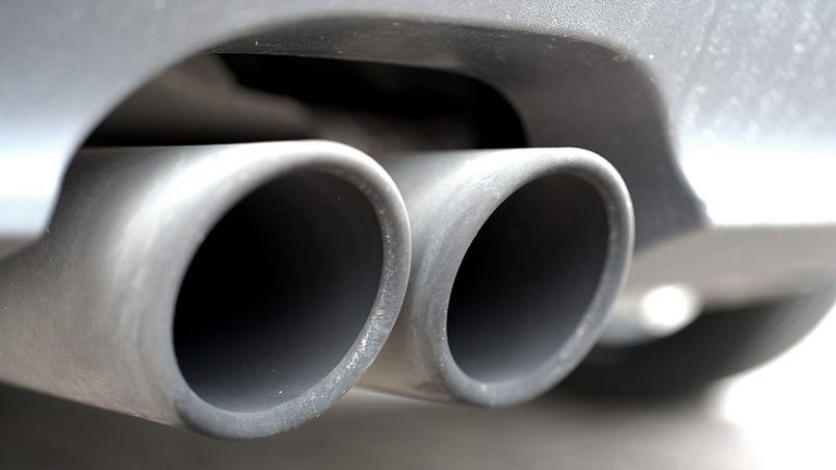 Tovább korlátoznák a szmogriadó idején használható gépjárművek körét Tovább korlátoznák a szmogriadó idején használható gépjárművek körét