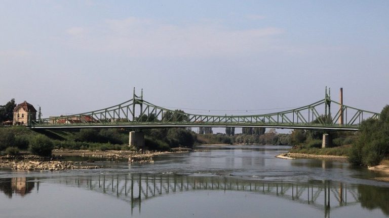 Határ menti megállapodásokról egyeztettek a román és magyar kamarák Határ menti megállapodásokról egyeztettek a román és magyar kamarák