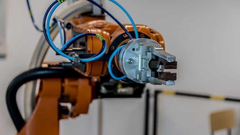 Technológiai cégek sürgetik a magyar vállalkozások digitális felzárkózását Technológiai cégek sürgetik a magyar vállalkozások digitális felzárkózását