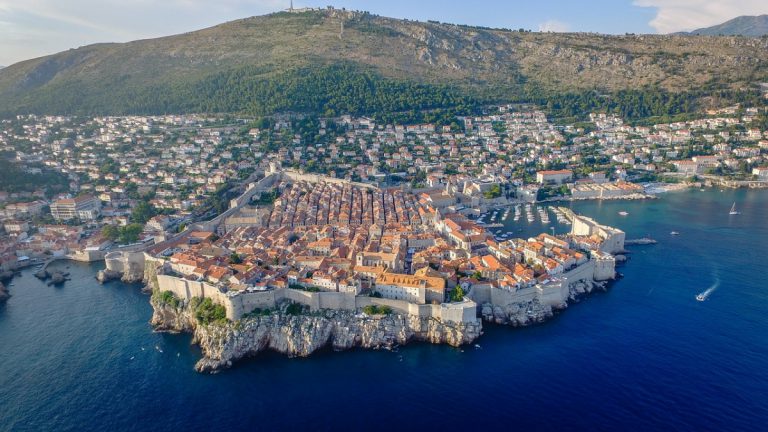 A jövőben csak elektromos taxik közlekedhetnének Dubrovnikban A jövőben csak elektromos taxik közlekedhetnének Dubrovnikban