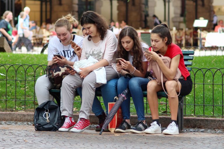 Pénz vagy boldogság? Ez alapján választanak szakmát a magyar hetedikesek