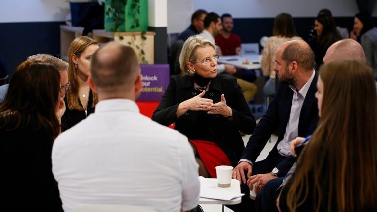 Megnyílt a jelentkezés a Design Terminal tavaszi mentorprogramjába Megnyílt a jelentkezés a Design Terminal tavaszi mentorprogramjába