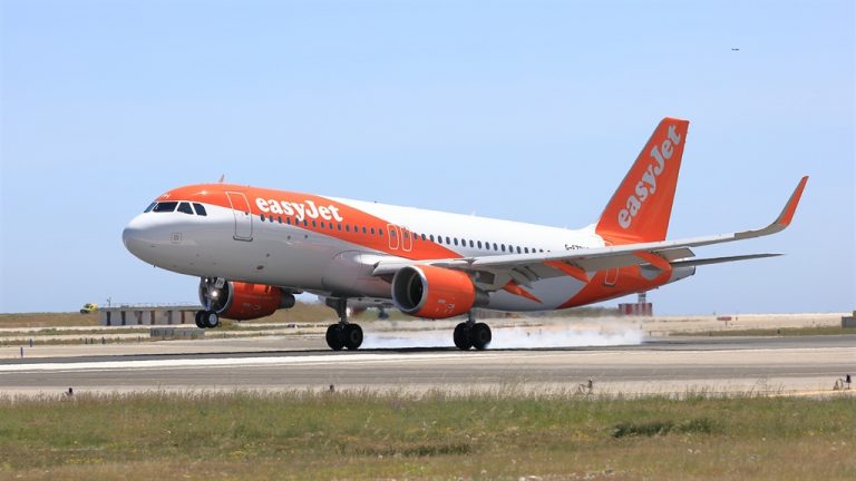 Leállt az Easyjet is Leállt az Easyjet is