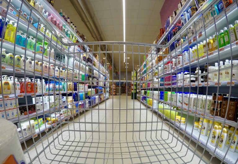 Februárban 5,9 százalékkal csökkent a kiskereskedelmi forgalom Februárban 5,9 százalékkal csökkent a kiskereskedelmi forgalom