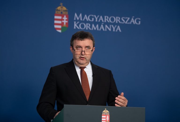 Újabb gazdaság- és munkahelyvédő intézkedéseket jelentettek be Újabb gazdaság- és munkahelyvédő intézkedéseket jelentettek be
