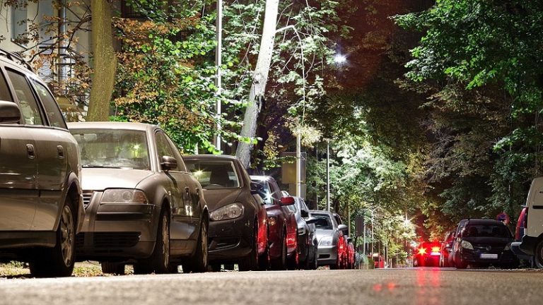 Hétfőtől díjmentes a közterületi parkolás Hétfőtől díjmentes a közterületi parkolás