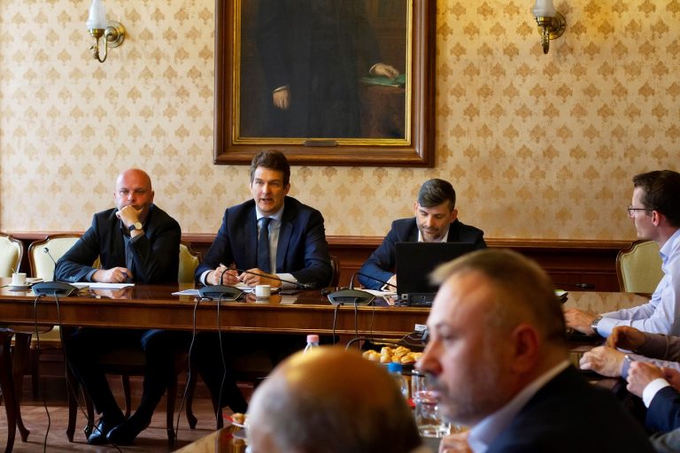 Megalakult a Műanyagipari Klaszter Előkészítő Bizottsága Megalakult a Műanyagipari Klaszter Előkészítő Bizottsága