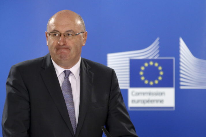 Távozik tisztségéből Phil Hogan uniós kereskedelmi biztos