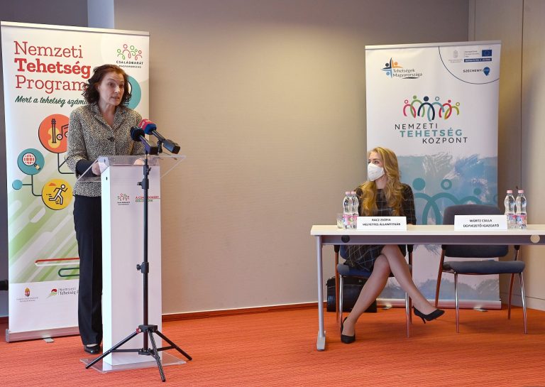 Ismét lehet pályázni a Stipendium Peregrinum ösztöndíjra Ismét lehet pályázni a Stipendium Peregrinum ösztöndíjra