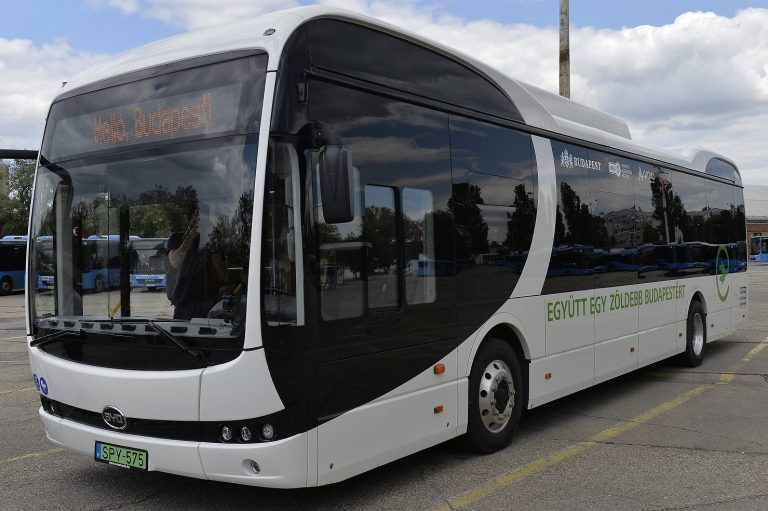Újabb elektromos buszt tesztelnek Budapesten Újabb elektromos buszt tesztelnek Budapesten