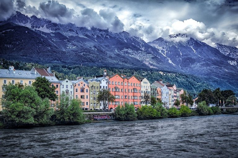 Szijjártó Péter megnyitotta Magyarország innsbrucki főkonzulátusát Szijjártó Péter megnyitotta Magyarország innsbrucki főkonzulátusát
