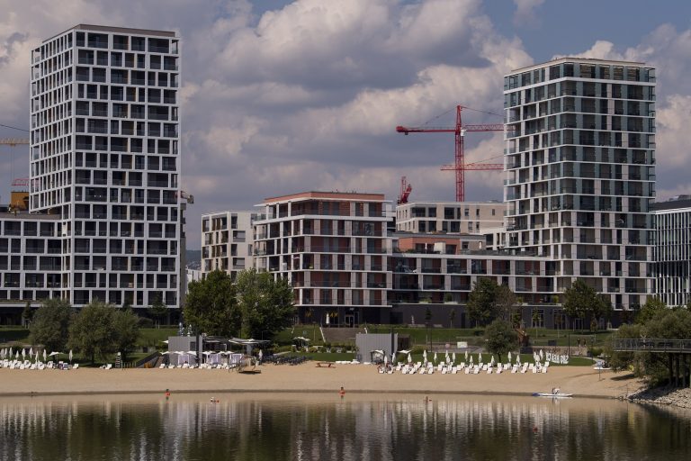 Gazdaságélénkítés helyi adókból – így változtak a kerületi adók 2023-ban