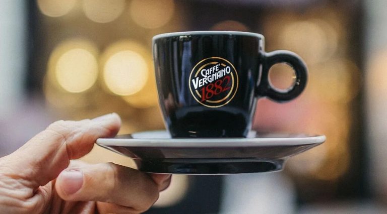 Növelni kívánja részesedését a magyar kávépiacon a Coca-Cola