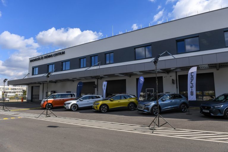 Járműipari innovációs és tréning centrum nyílt Budaörsön Járműipari innovációs és tréning centrum nyílt Budaörsön