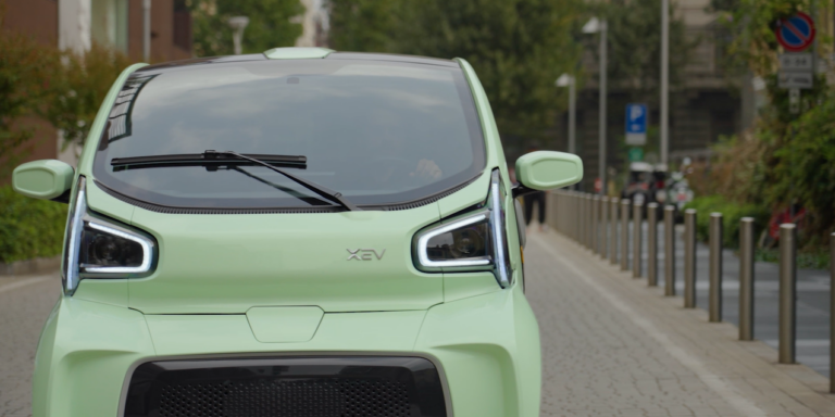 Bemutatkozott a részben 3D-s nyomtatással készülő városi elektromos kisautó Bemutatkozott a részben 3D-s nyomtatással készülő városi elektromos kisautó