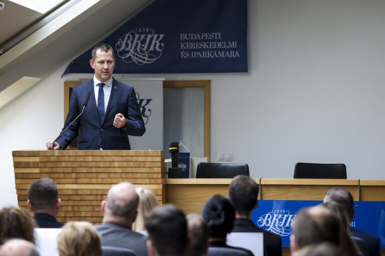 Rehabilitációs konferenciát szervezett a BKIK